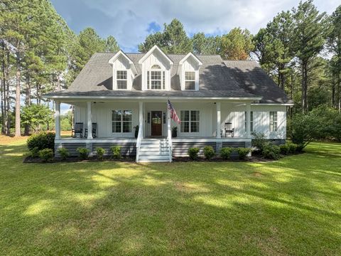 Photo of 395 New Cut Road, Edgefield, SC 29824 (MLS # 544831)
