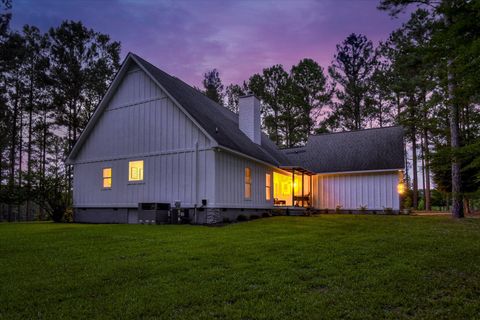 Tiny photo for 395 New Cut Road, Edgefield, SC 29824 (MLS # 544831)