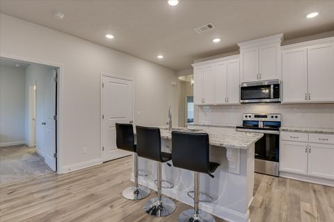 Tiny photo for 666 Hampton Drive, North Augusta, SC 29860 (MLS # 552518)