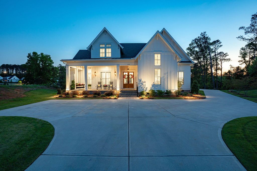 Photo of 206 Campanile Court, Evans, GA 30809 (MLS # 555259)