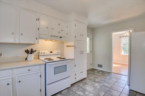 Tiny photo for 1611 Pendleton Road, Augusta, GA 30904 (MLS # 549193)