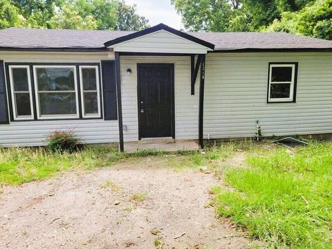 Photo of 1319 Wallace Street, Augusta, GA 30901 (MLS # 549498)