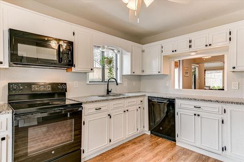 Tiny photo for 3203 N Wimbledon Drive, Augusta, GA 30909 (MLS # 553032)