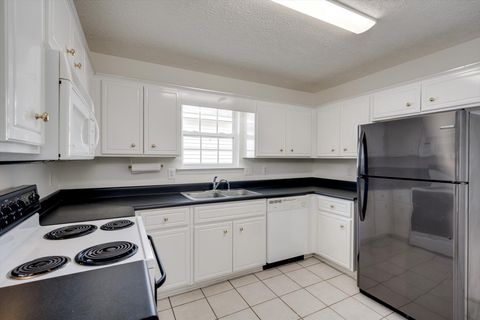 Tiny photo for 776 Faircloth Commons Road, Evans, GA 30809 (MLS # 547458)