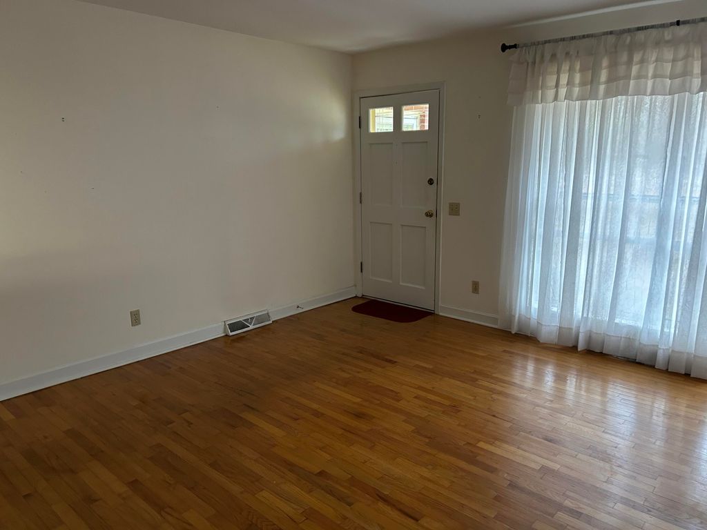 Photo of 801 Cloverhurst Drive, Washington, GA 30673 (MLS # 552611)