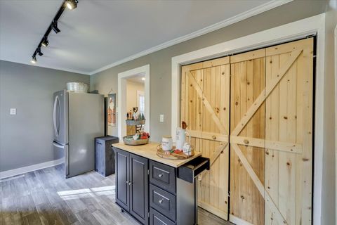 Tiny photo for 336 Wigfall Street, Edgefield, SC 29824 (MLS # 549704)