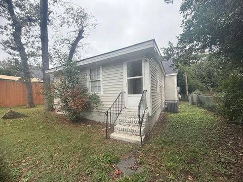 Tiny photo for 2006 Mcdowell Street, Augusta, GA 30904 (MLS # 548759)