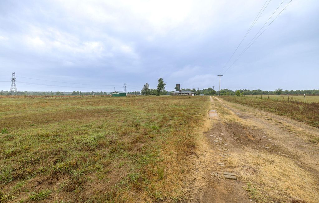 Photo of 1084 Marks Walden Road, Blythe, GA 30805 (MLS # 555197)