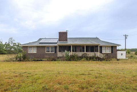 Photo of 1084 Marks Walden Road, Blythe, GA 30805 (MLS # 555197)