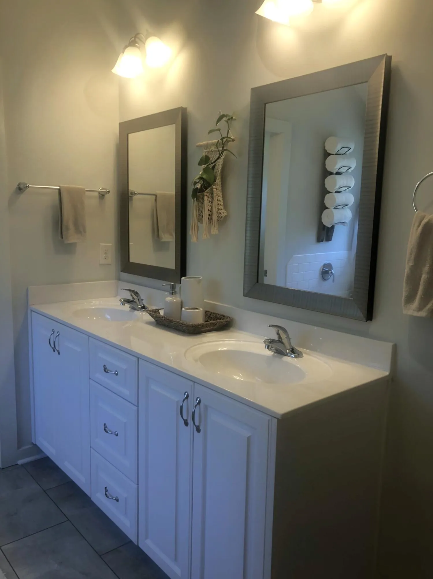 Aiken, South Carolina 29803, United States, 4 Bedrooms Bedrooms, ,2 BathroomsBathrooms,Residential,Active,129077