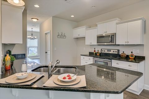 Tiny photo for 527 Cranberry Circle, Grovetown, GA 30813 (MLS # 546785)