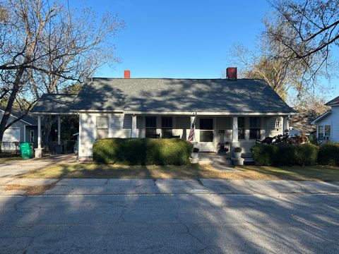 Photo of 116 Lee Street, Thomson, GA 30824 (MLS # 549229)