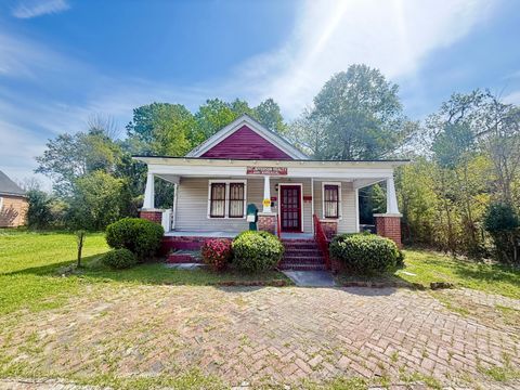 Photo of 1126 11th Street, Augusta, GA 30901 (MLS # 553913)