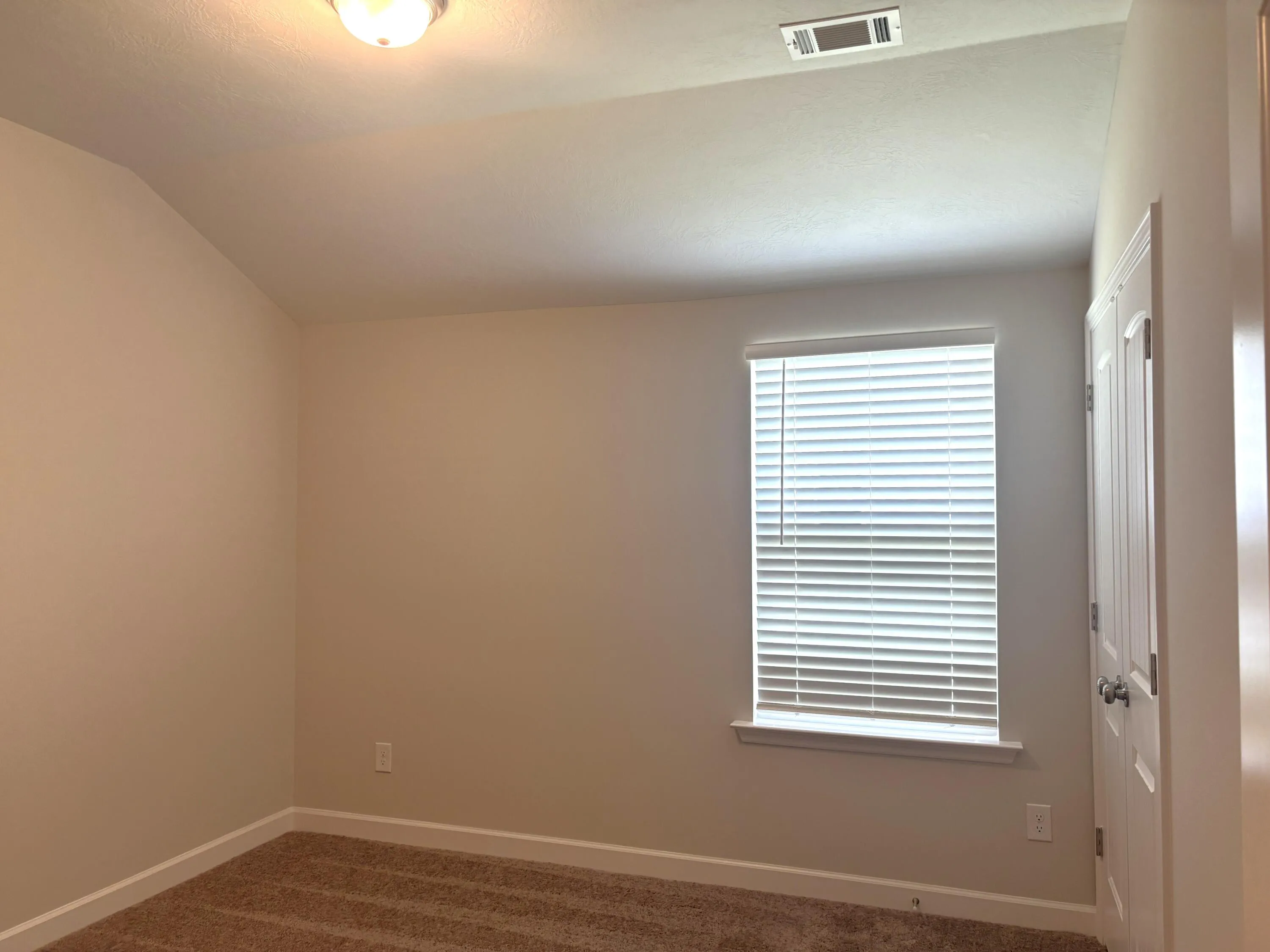 Graniteville, South Carolina 29829, United States, 3 Bedrooms Bedrooms, ,2 BathroomsBathrooms,Residential,Active,195833