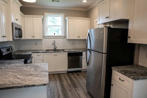 Tiny photo for 855 Academy Avenue, Waynesboro, GA 30830 (MLS # 545851)