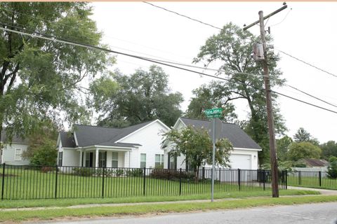 Tiny photo for 855 Academy Avenue, Waynesboro, GA 30830 (MLS # 545851)