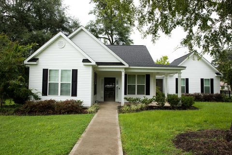 Tiny photo for 855 Academy Avenue, Waynesboro, GA 30830 (MLS # 545851)