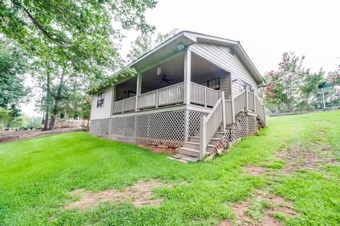 Tiny photo for 1010 Mohawk Drive, Lincolnton, GA 30817 (MLS # 543956)