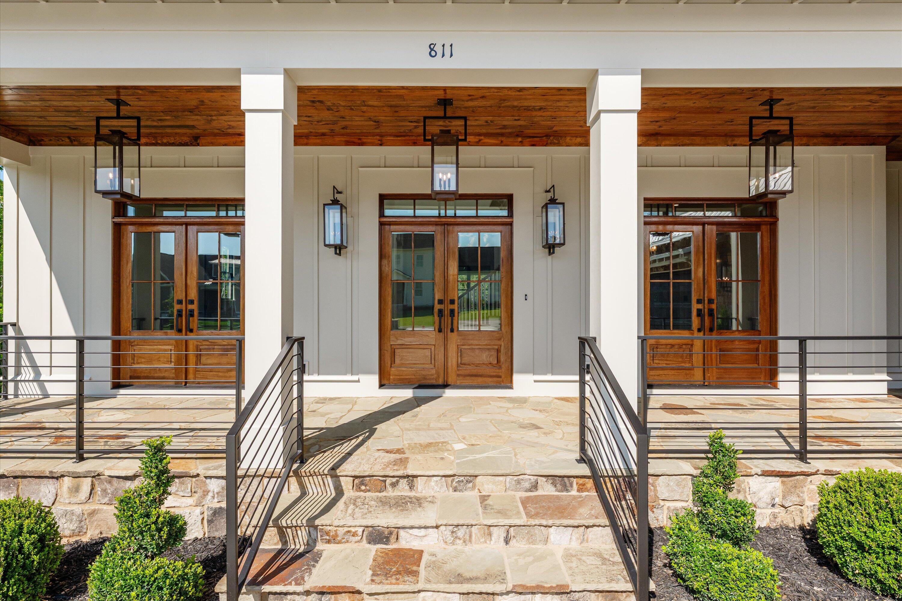 811 Audubon Way