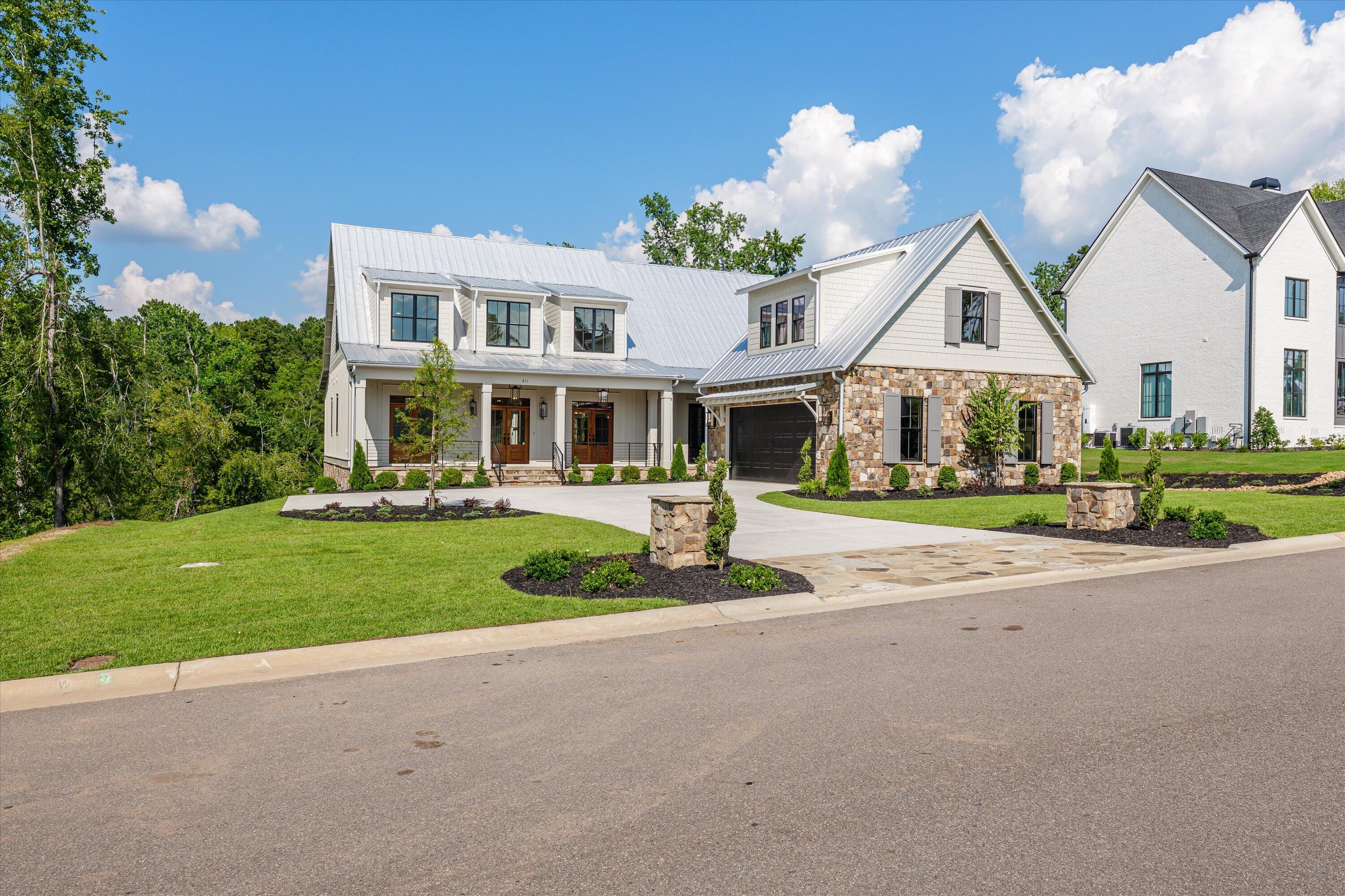811 Audubon Way