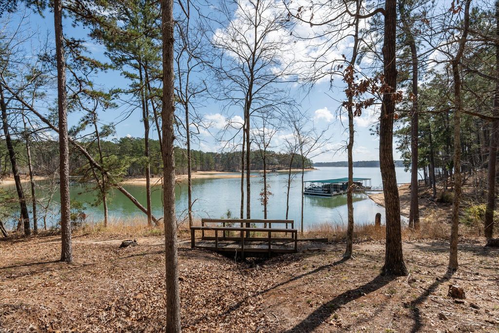 Photo of 182 Savannah Drive, McCormick, SC 29835 (MLS # 552717)