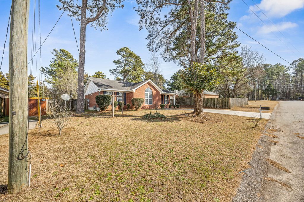 Photo of 1804 Sheffield Court, Hephzibah, GA 30815 (MLS # 552028)