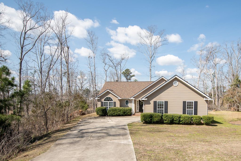 Photo of 1022 Leigh Lake Road, Grovetown, GA 30813 (MLS # 552878)