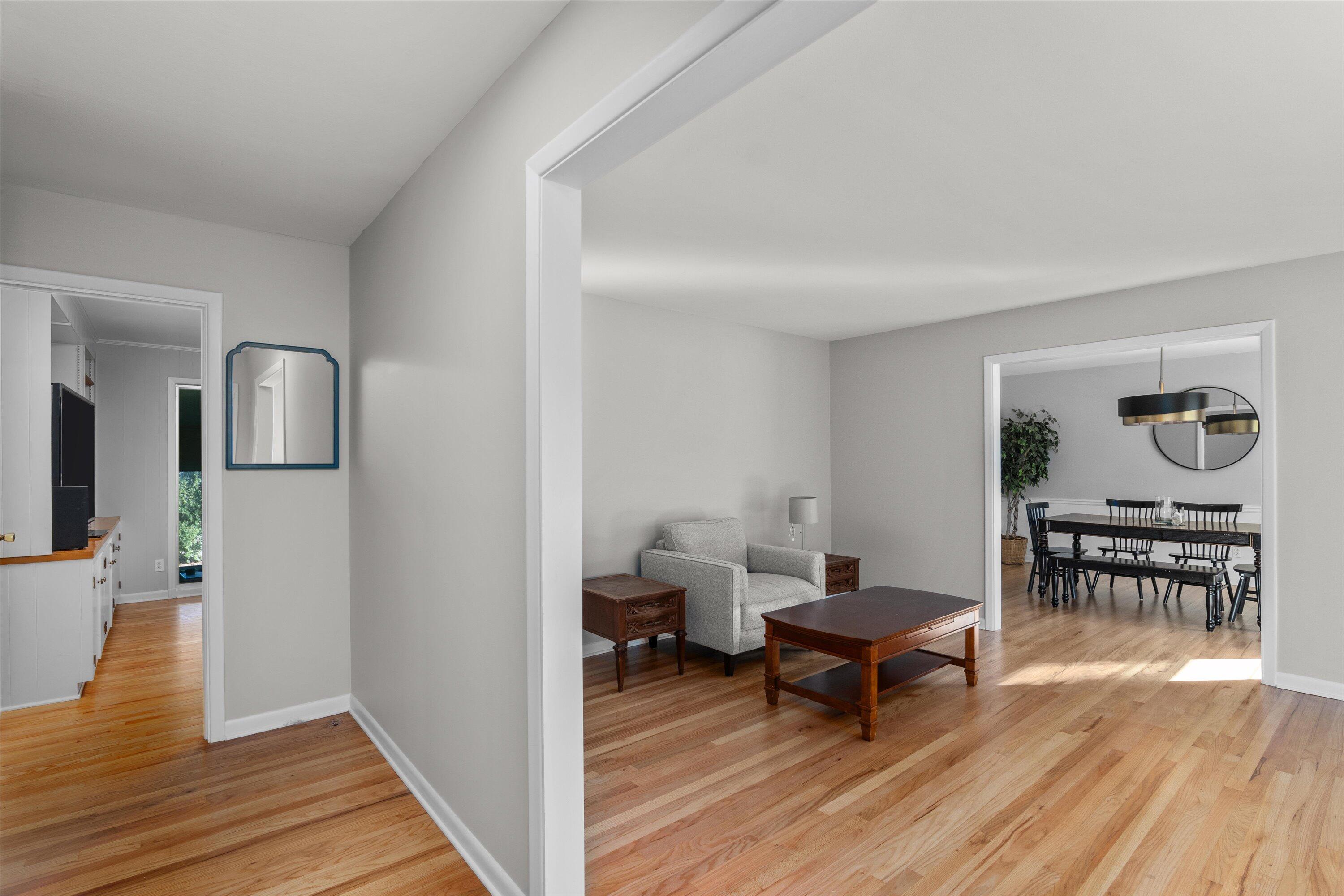 3121 SUSSEX RD Road RI