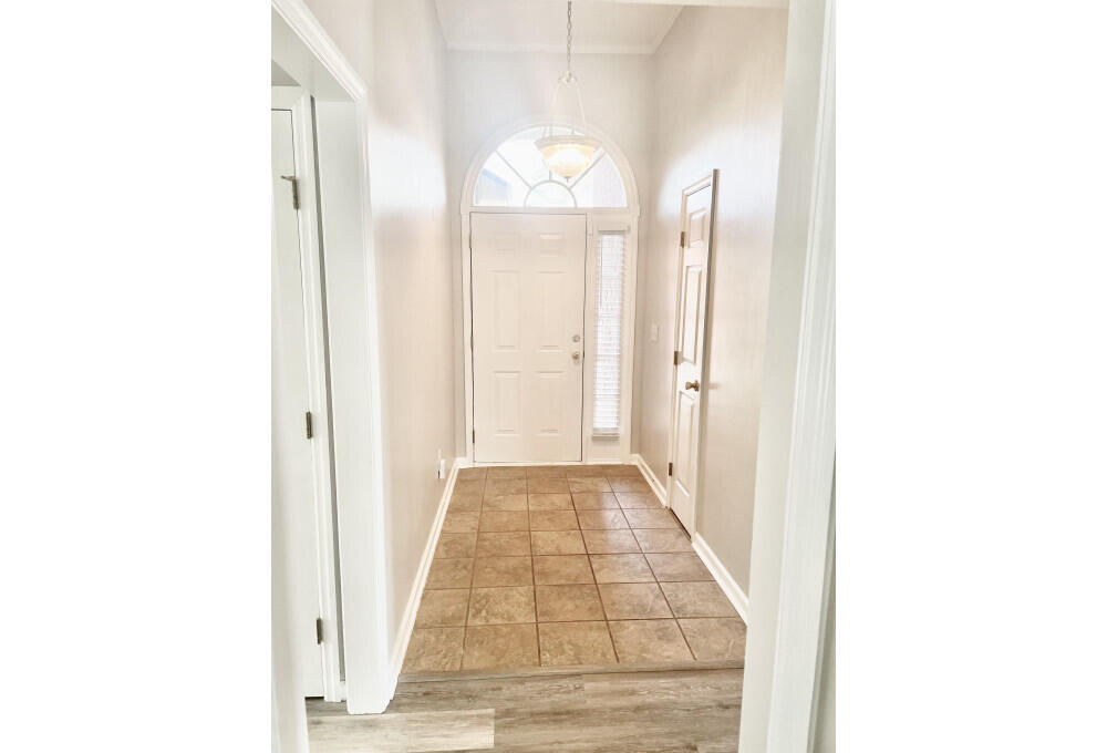 4597 Country Glen Circle