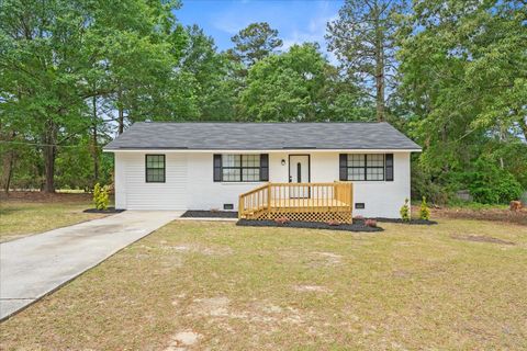 Photo of 113 Rivers Circle, Thomson, GA 30824 (MLS # 555272)