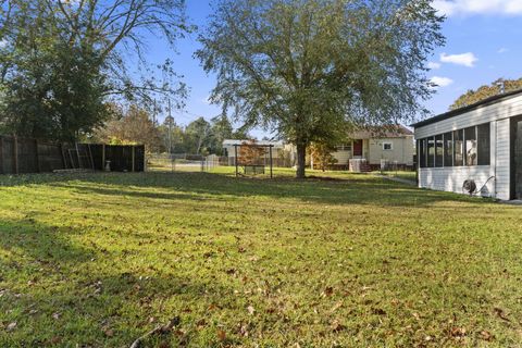 Tiny photo for 261 Myrtle Street, Gloverville, SC 29828 (MLS # 549252)