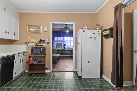 Tiny photo for 261 Myrtle Street, Gloverville, SC 29828 (MLS # 549252)