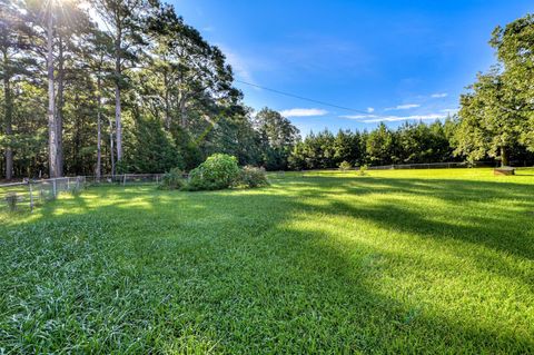 Tiny photo for 2905 Greenwood Highway, Bradley, SC 29819 (MLS # 546500)