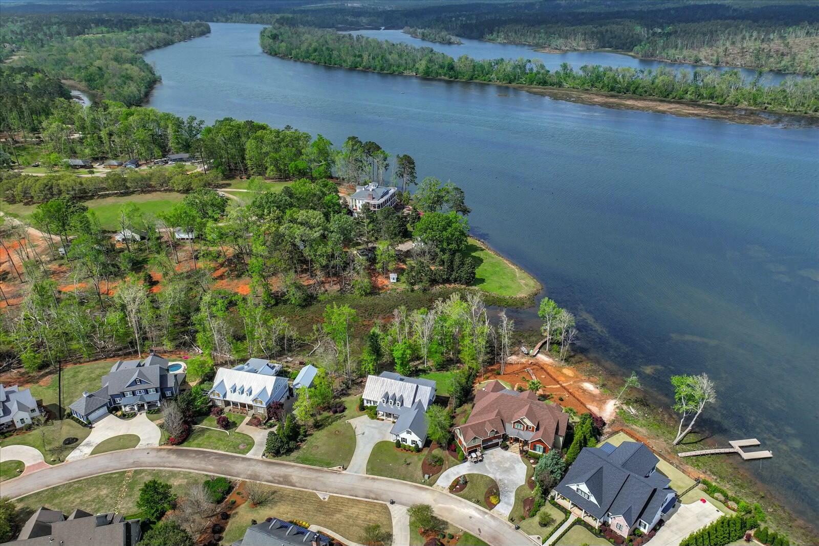 1068 Peninsula Crossing