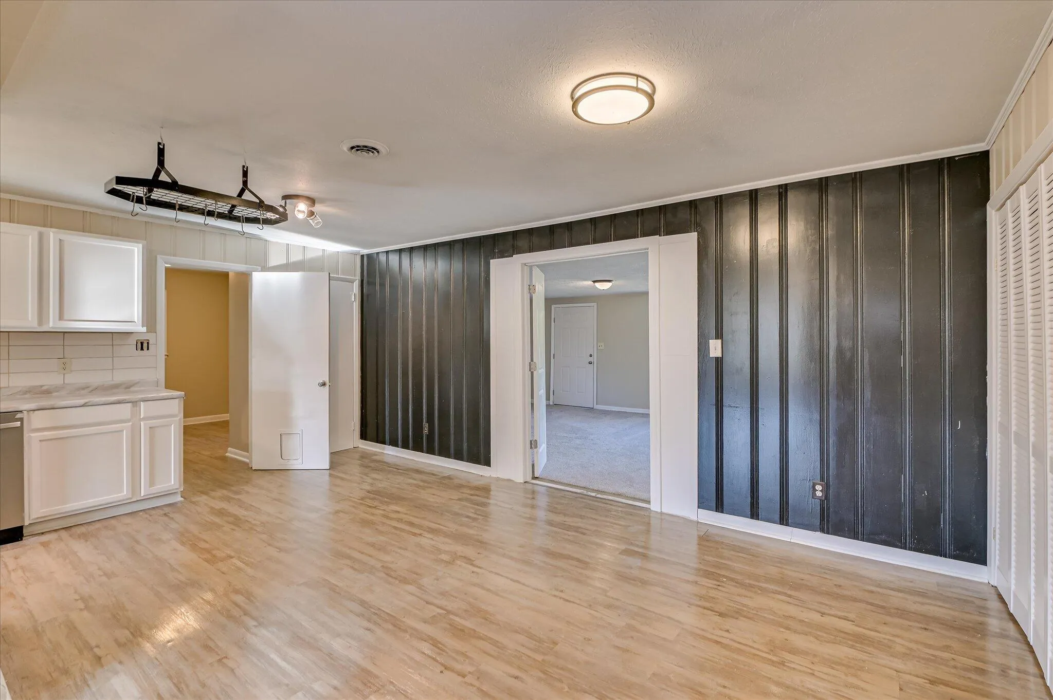 Augusta, Georgia 30901, United States, 4 Bedrooms Bedrooms, ,2 BathroomsBathrooms,Residential,Contingent,247712