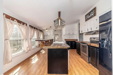 Tiny photo for 1330 Freeman Harriss Road, Harlem, GA 30814 (MLS # 552892)