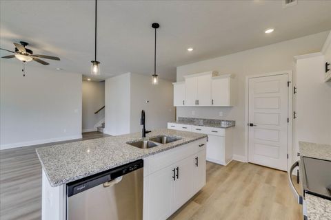 Tiny photo for 818 Sweetgrass Circle, Harlem, GA 30814 (MLS # 549543)