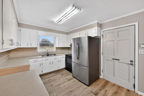 Tiny photo for 100 Brantley Street, Graniteville, SC 29829 (MLS # 549970)