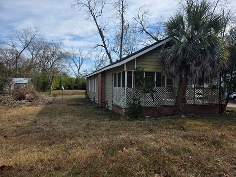 Photo of 1942 Haynie Drive, Augusta, GA 30904 (MLS # 551272)