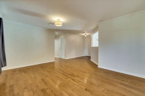 Tiny photo for 411 Georgia Road, Edgefield, SC 29824 (MLS # 549729)