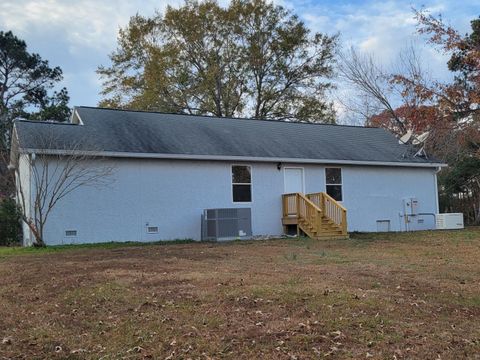 Tiny photo for 411 Georgia Road, Edgefield, SC 29824 (MLS # 549729)