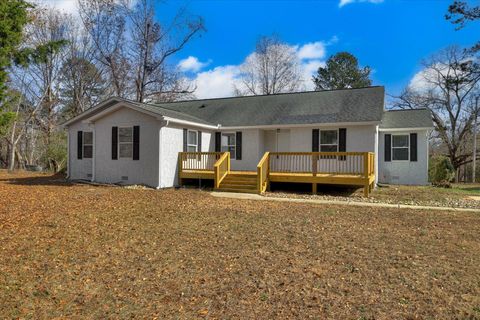 Photo of 411 Georgia Road, Edgefield, SC 29824 (MLS # 549729)