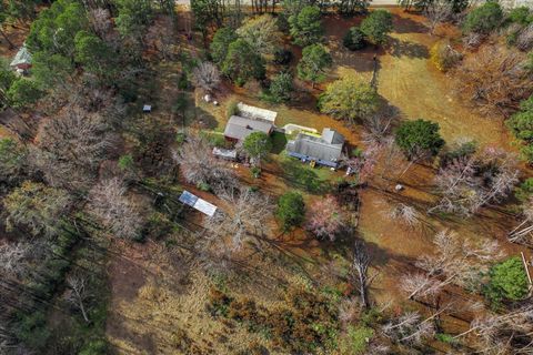 Tiny photo for 411 Georgia Road, Edgefield, SC 29824 (MLS # 549729)