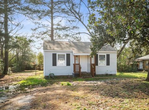 Photo of 2018 Chester Avenue, Augusta, GA 30906 (MLS # 552424)