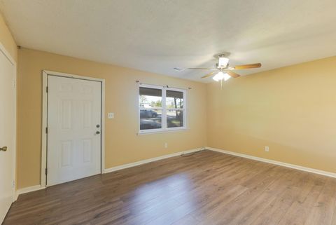 Tiny photo for 402 E Robinson Avenue, Grovetown, GA 30813 (MLS # 548909)