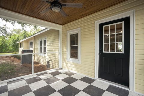 Tiny photo for 175 W Trippe Street, Harlem, GA 30814 (MLS # 548012)