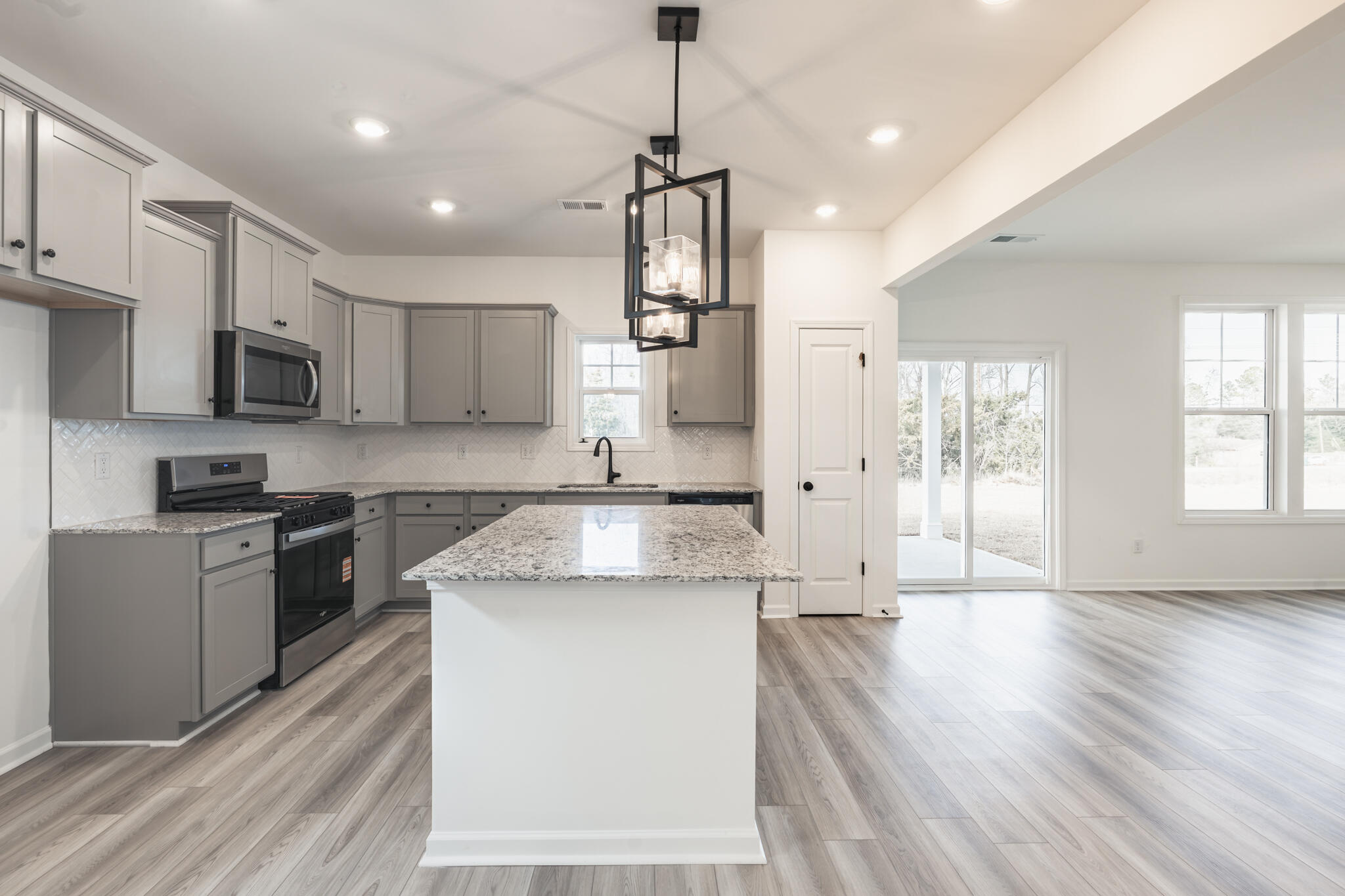 2039 April Dawn Trail