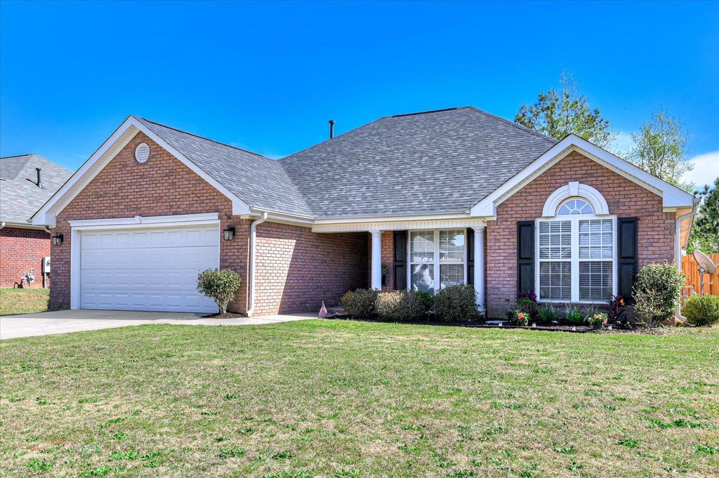 Photo of 3204 Lexington Way, Augusta, GA 30909 (MLS # 553113)