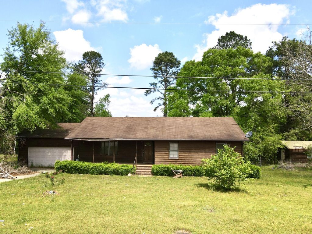 Photo for 1163 Fairlane Drive, Louisville, GA 30434 (MLS # 540277)
