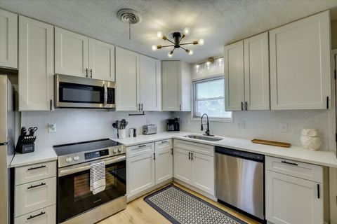 Tiny photo for 4121 Englewood Drive, Martinez, GA 30907 (MLS # 552290)